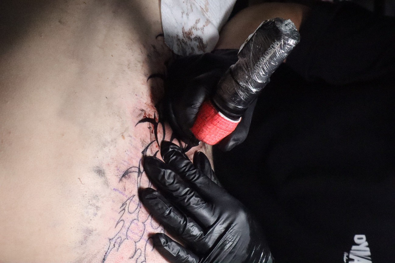 CUIDADOS POST-TATTOO